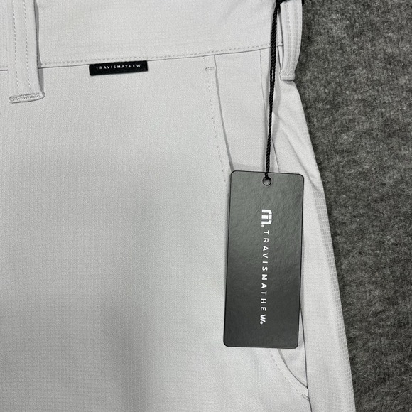 Travis Mathew Wanderlust Golf Shorts Mens 33 Gray Performance 9" Inseam - Picture 5 of 15
